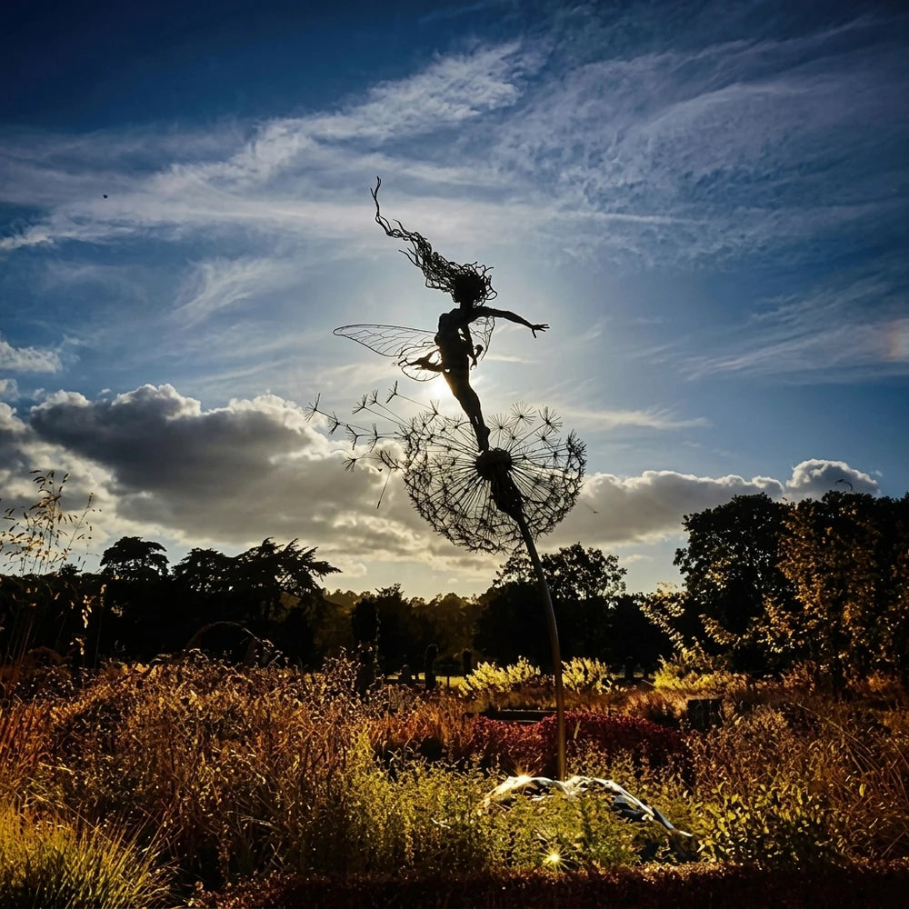 -50 % · OFFRE LIMITÉE · DancingFairy™ · Statue de fée dansante en acier pour le jardin