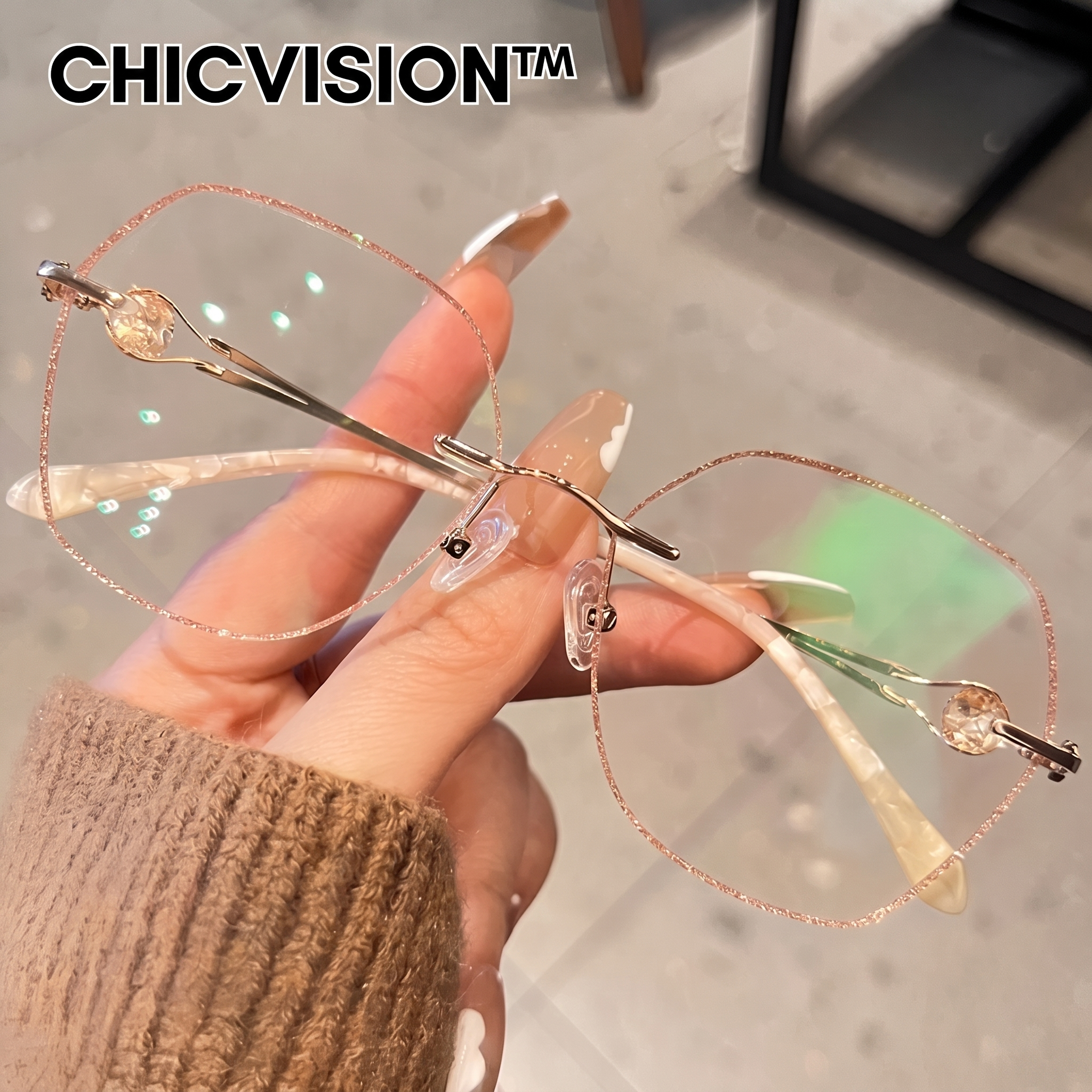 -50 % · OFFRE LIMITÉE · ChicVision™ · La protection des yeux avec style !