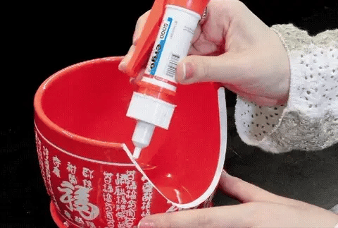 -50 % · OFFRE LIMITÉE · BondMaster™ · Superglue ultra-résistante pour un collage de précision