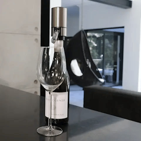 -50 % · OFFRE LIMITÉE · AeriBlend™ · Aérateur, conservateur et distributeur de vin 3-en-1