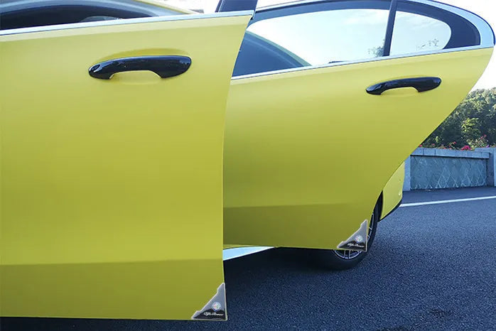 4+4 OFFERT · AUJOURD'HUI · DoorShield™ · Protections d'angles de portière