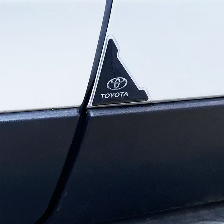 4+4 OFFERT · AUJOURD'HUI · DoorShield™ · Protections d'angles de portière