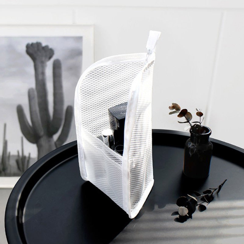 1 + 2 OFFERT · AUJOURD'HUI · TravelPouch™ · Elle tient debout, tout est visible !