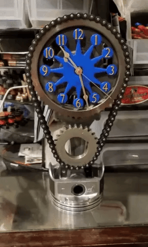 -50 % · OFFRE LIMITÉE · TimeForge™ · Horloge à engrenages métalliques rotatifs